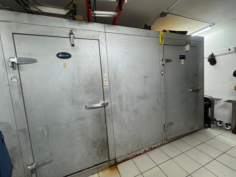 More Photos Of 208 Grand St, Brooklyn Storefront Retail Residential For Lease