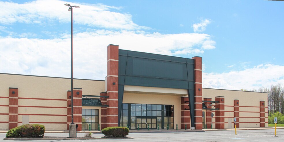 Primary Photo Of 1620-1622 Clark Street Rd, Auburn General Retail For Lease