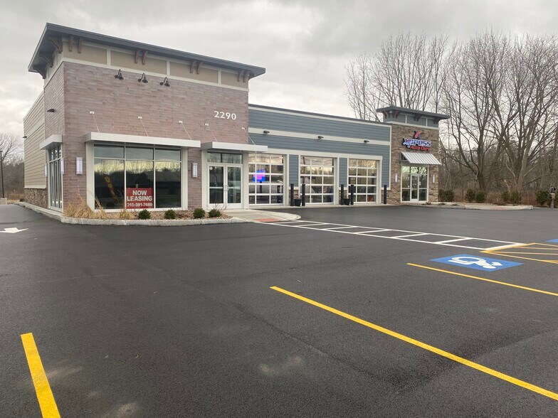 More Photos Of 2290 Downer Street Rd, Baldwinsville Auto Repair For Sale