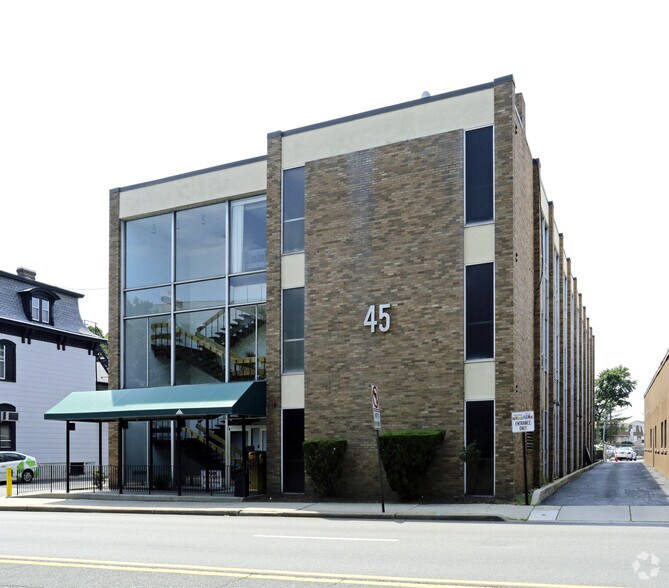 More Photos Of 45 Essex St, Hackensack Office For Sale