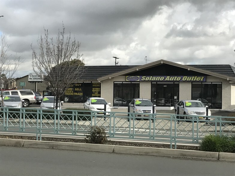 More Photos Of 1520 N Texas St, Fairfield Auto Dealership For Lease