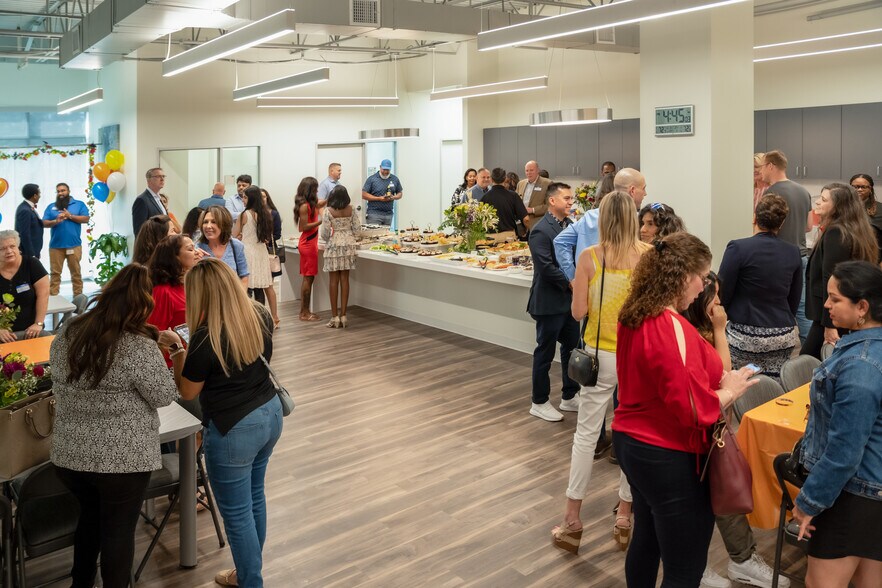 More Photos Of 14150 Huffmeister Rd, Cypress Coworking Space