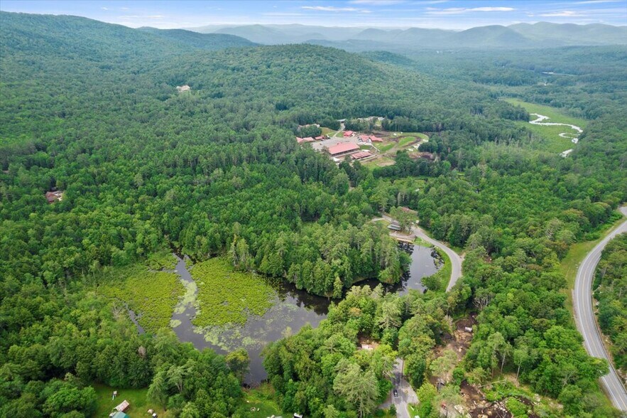 More Photos Of 746 Howe Rd, Lake Luzerne Hotel For Sale