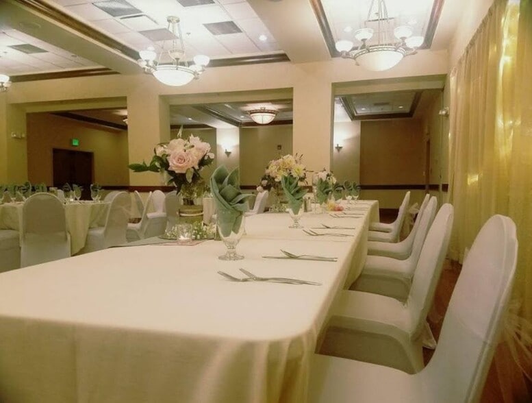 More Photos Of 1600 Central Ave, Cheyenne Hotel For Lease