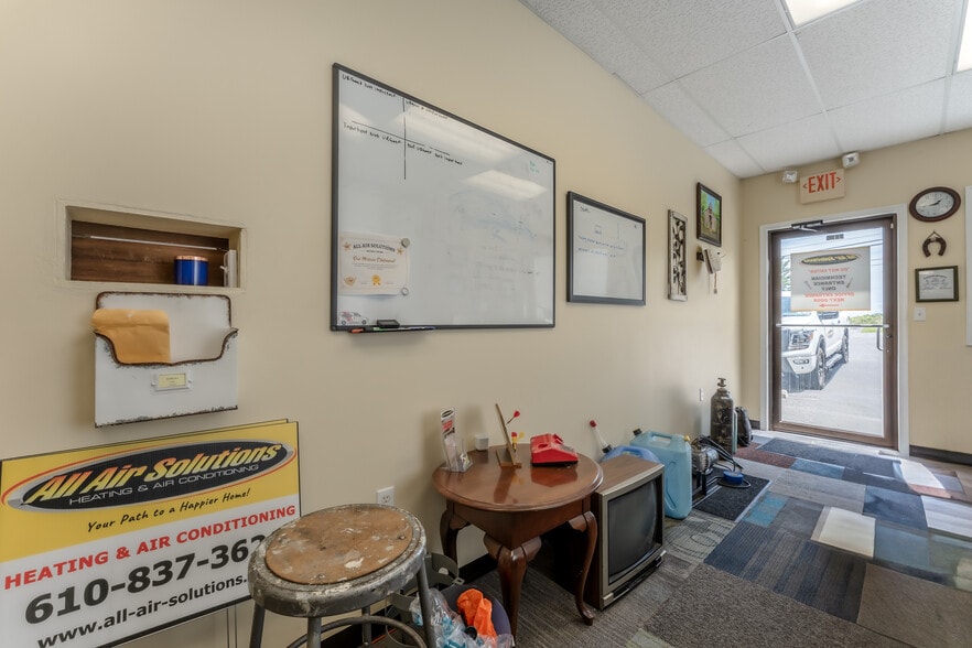 More Photos Of 5751 Nor Bath Blvd, Bath Freestanding For Sale