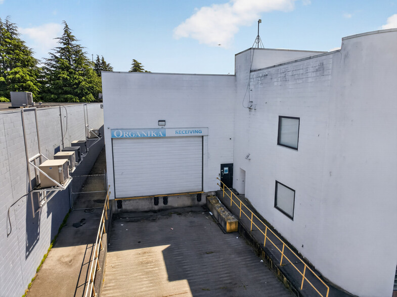 More Photos Of 2580 Viscount Way, Richmond Warehouse For Lease