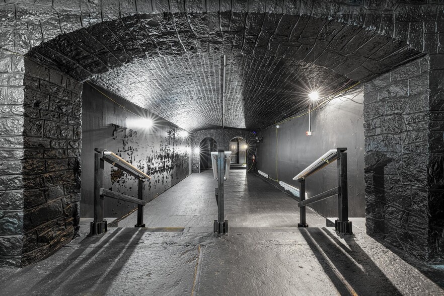 More Photos Of 54 Crosby St, New York Storefront For Lease