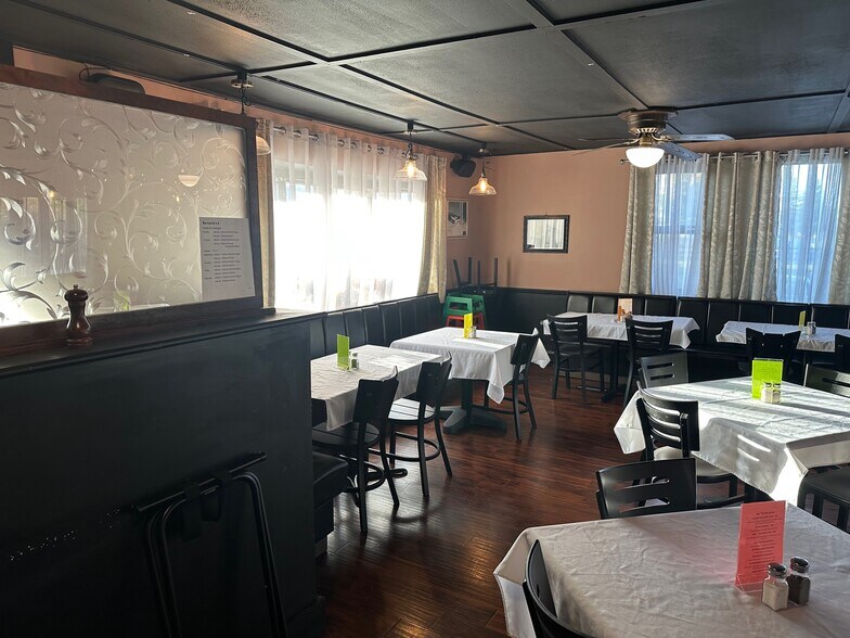 More Photos Of 131 Church St, Granville Specialty For Sale