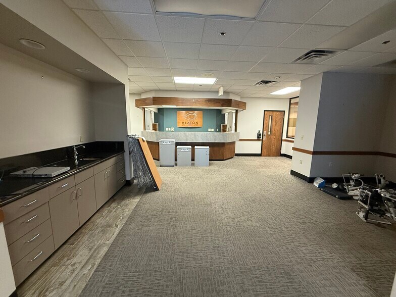 More Photos Of 3415 Golden Rd, Tyler Office For Sale