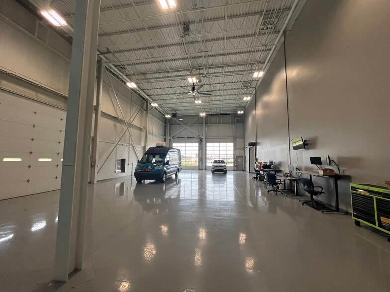 More Photos Of 2960 Ena Dr, Lansing Manufacturing For Lease