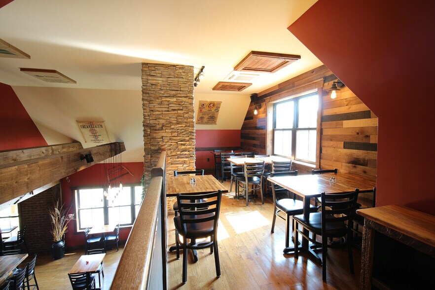 368 E Main St, Middletown, NY 10940 Restaurant For Sale