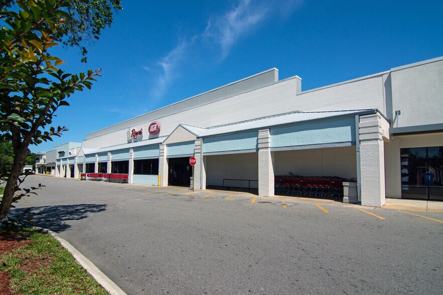 More Photos Of 8595 Beach Blvd, Jacksonville Unknown For Lease