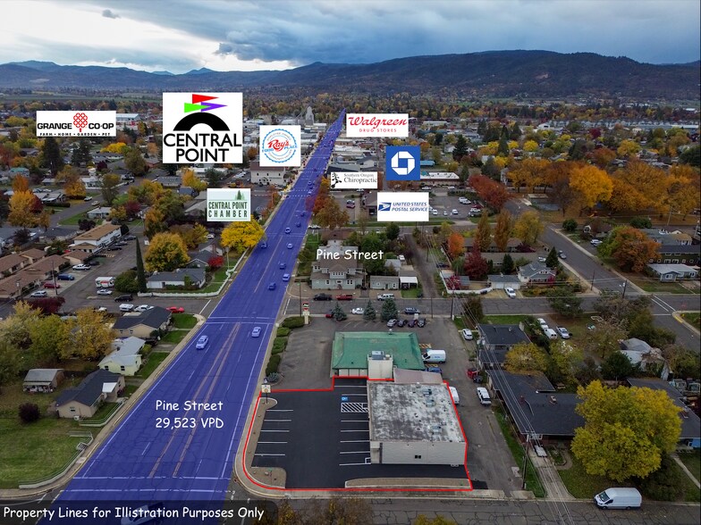 More Photos Of 839 E Pine St, Central Point General Retail For Lease