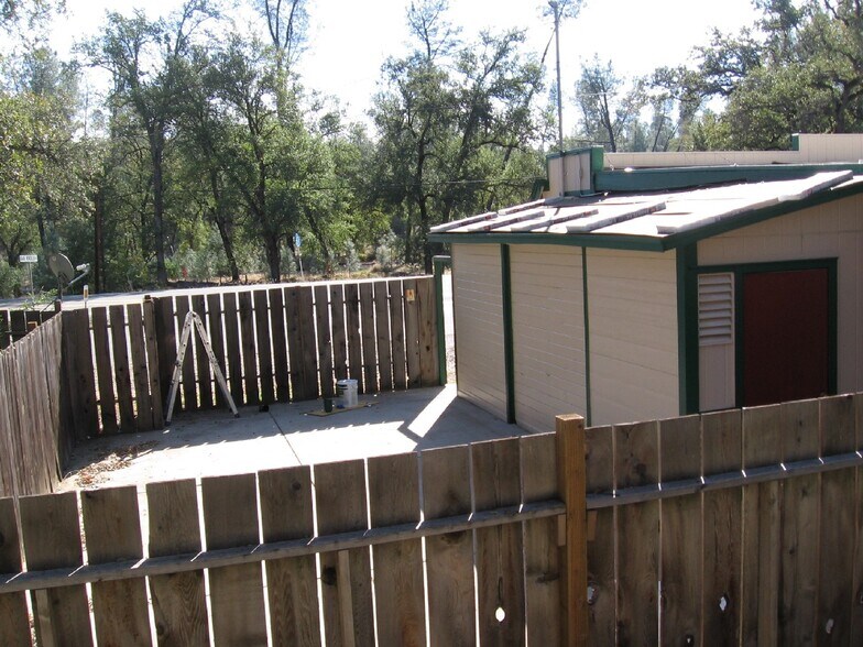 More Photos Of 22184 Highway 299 E, Bella Vista Restaurant For Sale