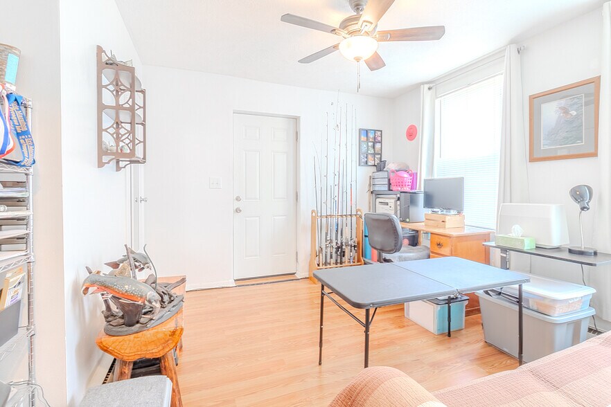 More Photos Of 5801 Lincoln Ave, Export Apartments For Sale