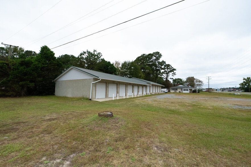 More Photos Of 1886 US HWY 17, Williamston Self Storage For Sale