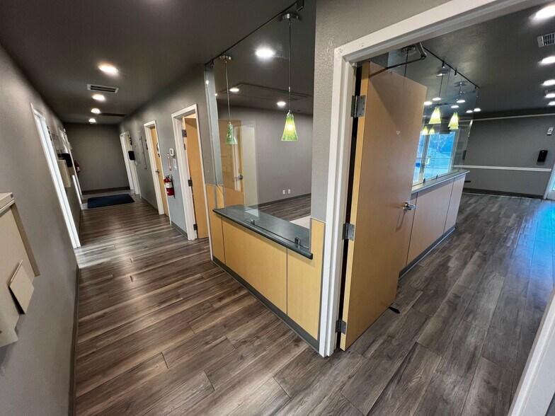 More Photos Of 1158 Court St, Redding Medical For Sale