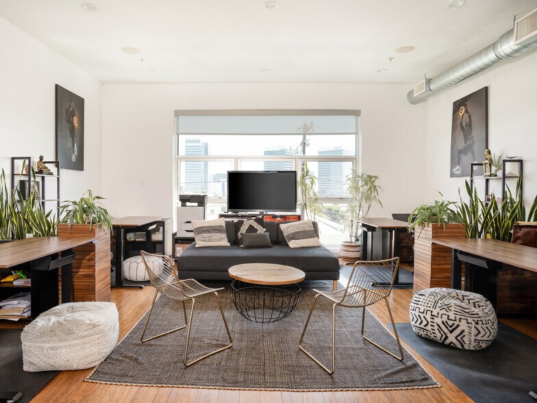 More Photos Of 215 California St, El Segundo Office For Lease