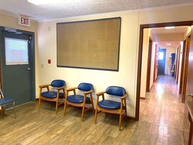 More Photos Of 503 S Railroad Ave, Twin City Medical For Lease