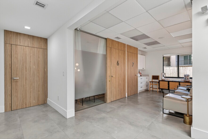 More Photos Of 9410 SW 77th Ave, Miami Office For Lease