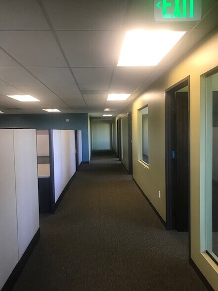 More Photos Of 6402 S Troy Cir, Englewood Office For Sale