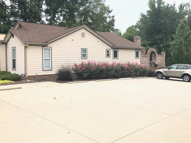 More Photos Of 3509 Old Battleground Rd, Greensboro Freestanding For Sale