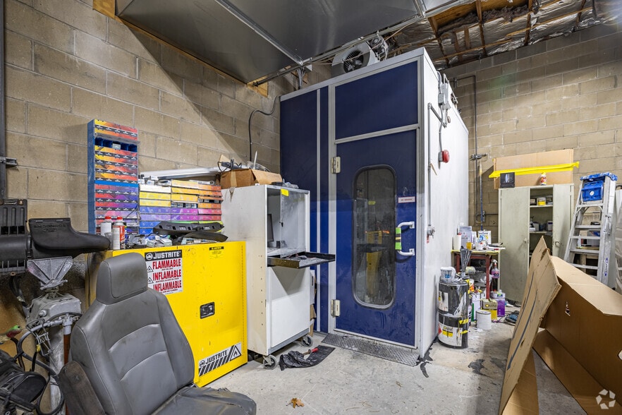 More Photos Of 2072 State Route 35, South Amboy Auto Repair For Sale