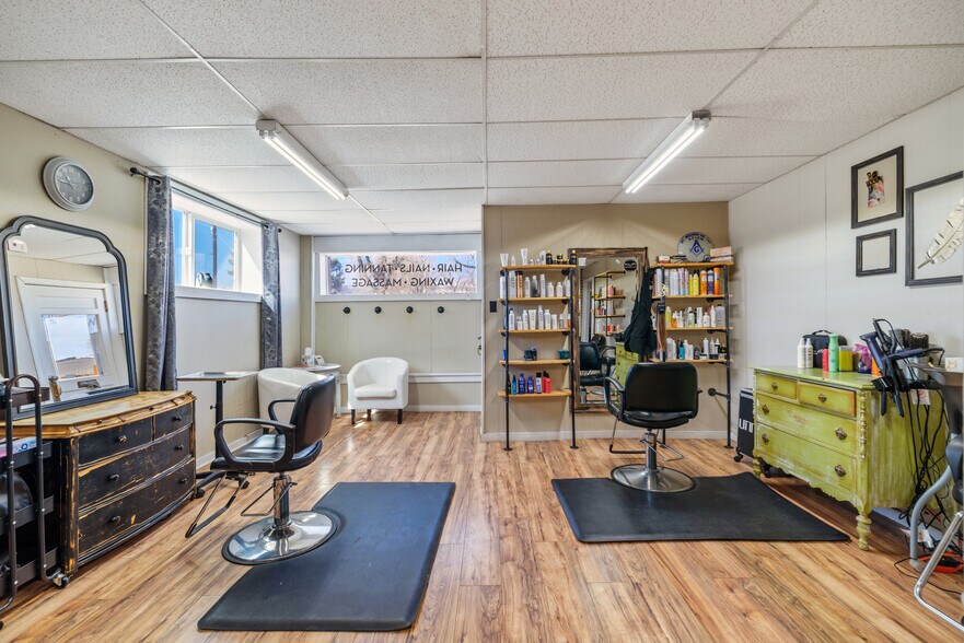 More Photos Of 104 N 3rd St, Kremmling Storefront Retail Residential For Sale