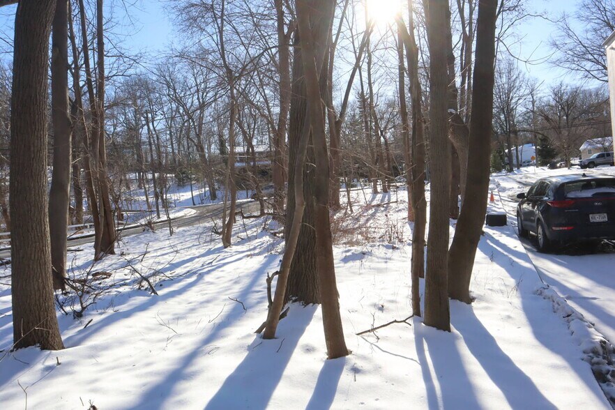 More Photos Of 103 Fort Salonga Rd, Northport Office For Sale