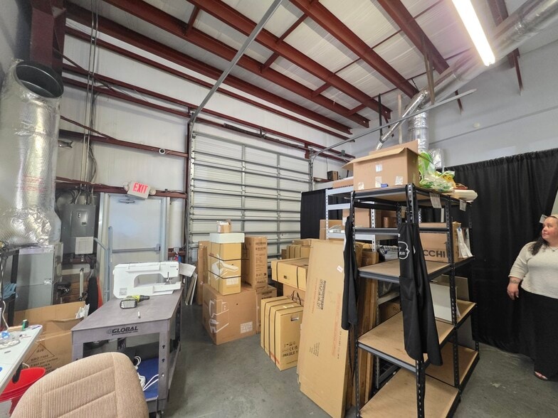 More Photos Of 4375 Bluffton Pky, Bluffton Storefront For Lease