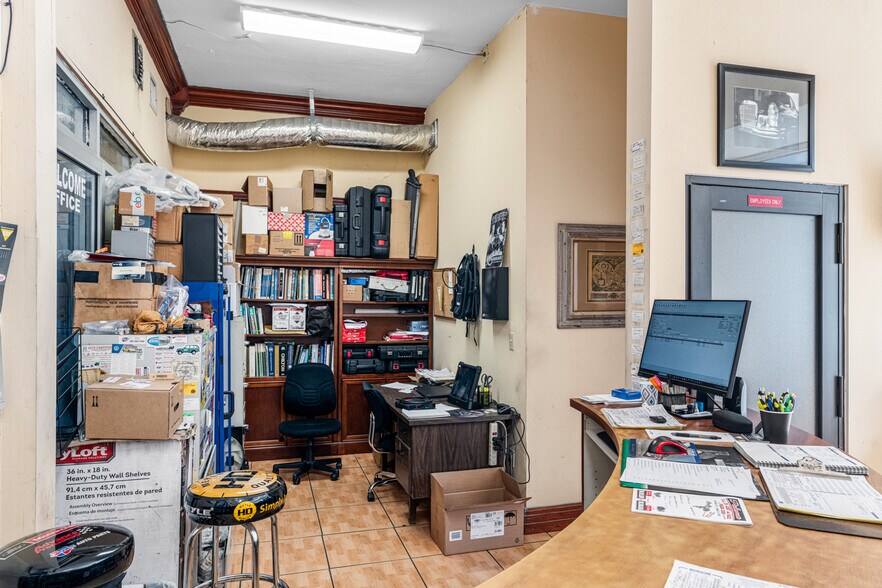 More Photos Of 3771 Bird Rd, Miami Storefront For Sale