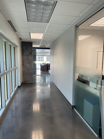 More Photos Of 1208 E Kennedy Blvd, Tampa Apartments For Lease