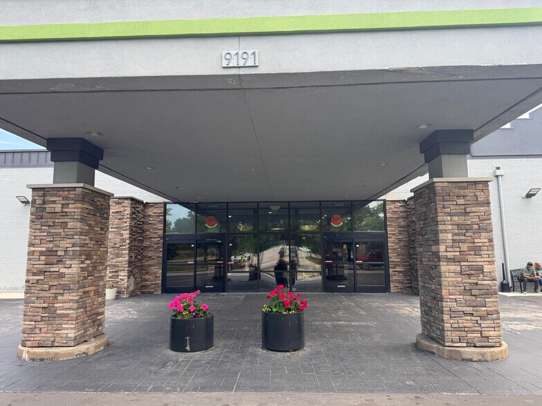 Primary Photo Of 9191 Wickham Rd, Romulus Hospitality For Sale