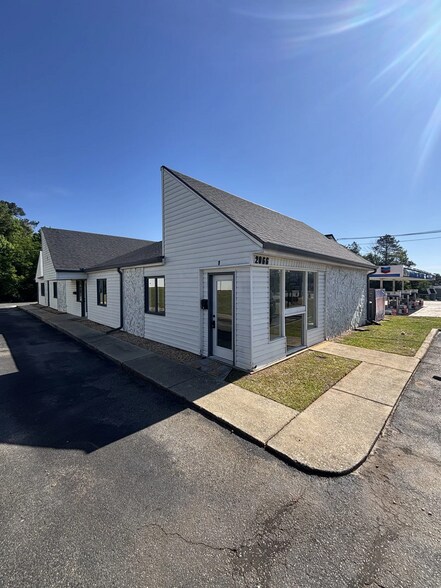 Primary Photo Of 2066 Watson Blvd, Warner Robins Medical For Lease