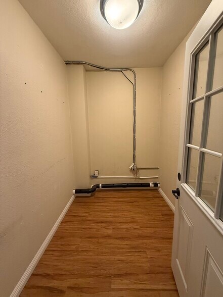 More Photos Of 33 E 4th Ave, San Mateo Office For Lease