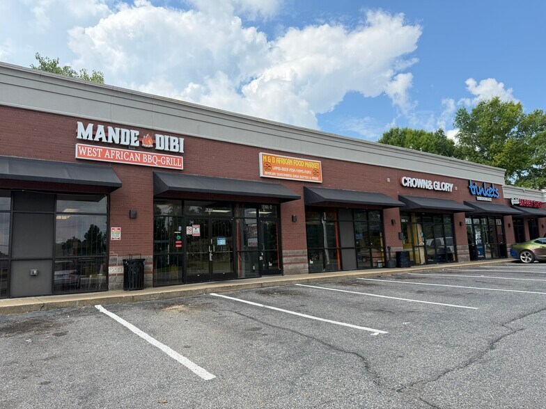 More Photos Of 6825 Winchester Rd, Memphis General Retail For Lease
