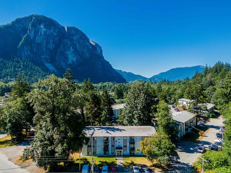 More Photos Of 38171 Westway Av, Squamish Land For Sale