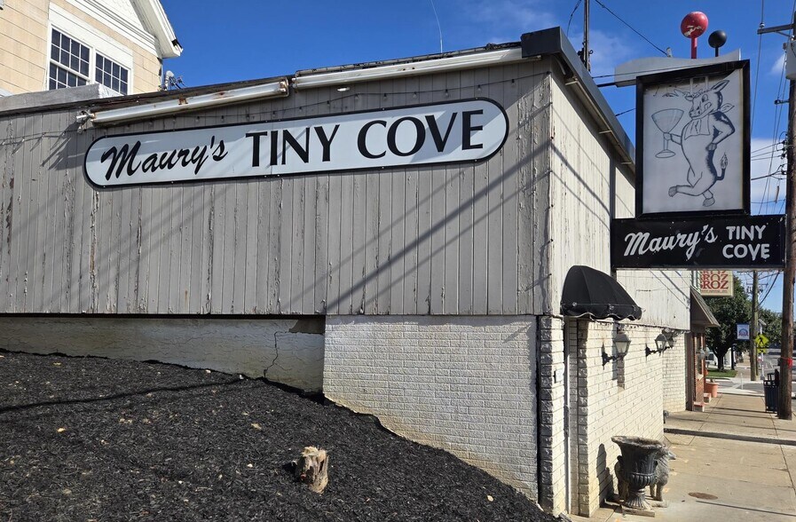 More Photos Of 3908 Harrison Ave, Cheviot Specialty For Sale