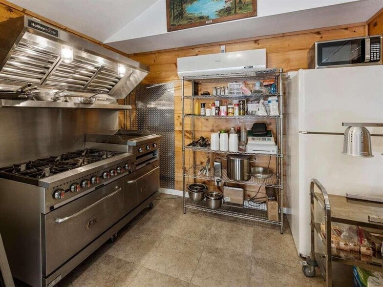 More Photos Of 366 Paradise Rd, Blairsville Winery Vineyard For Sale