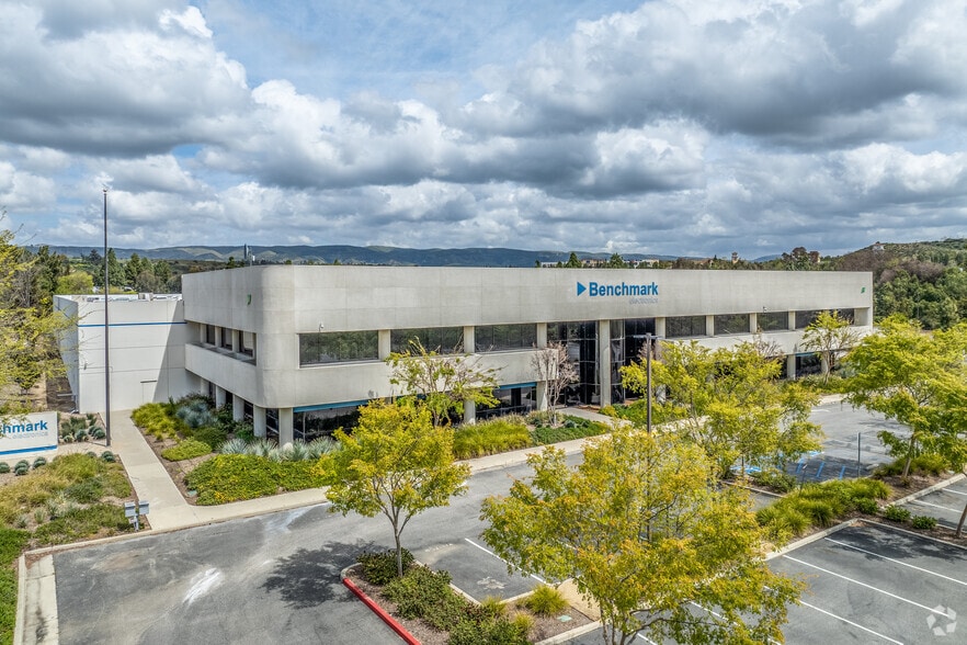 Primary Photo Of 200 Science Dr, Moorpark Light Manufacturing For Sale