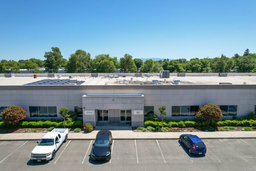 More Photos Of 2526 Qume Dr, San Jose Light Distribution For Lease