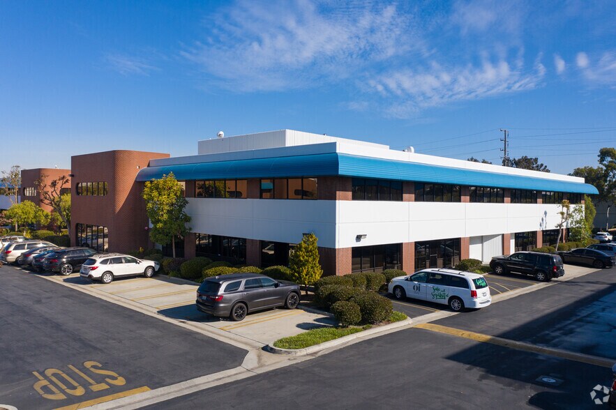 More Photos Of 357 Van Ness Way, Torrance Unknown For Lease