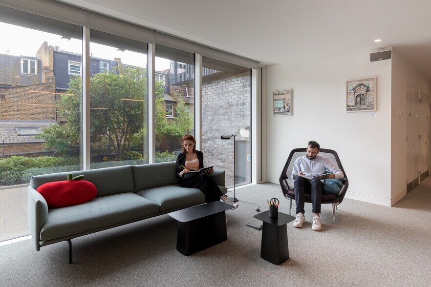 More Photos Of 77 Fulham Palace Rd, London Coworking Space