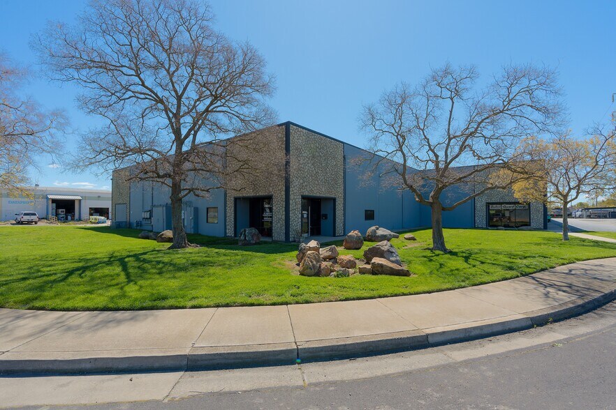 Primary Photo Of 3959-3971 Commerce Dr, West Sacramento Warehouse For Sale