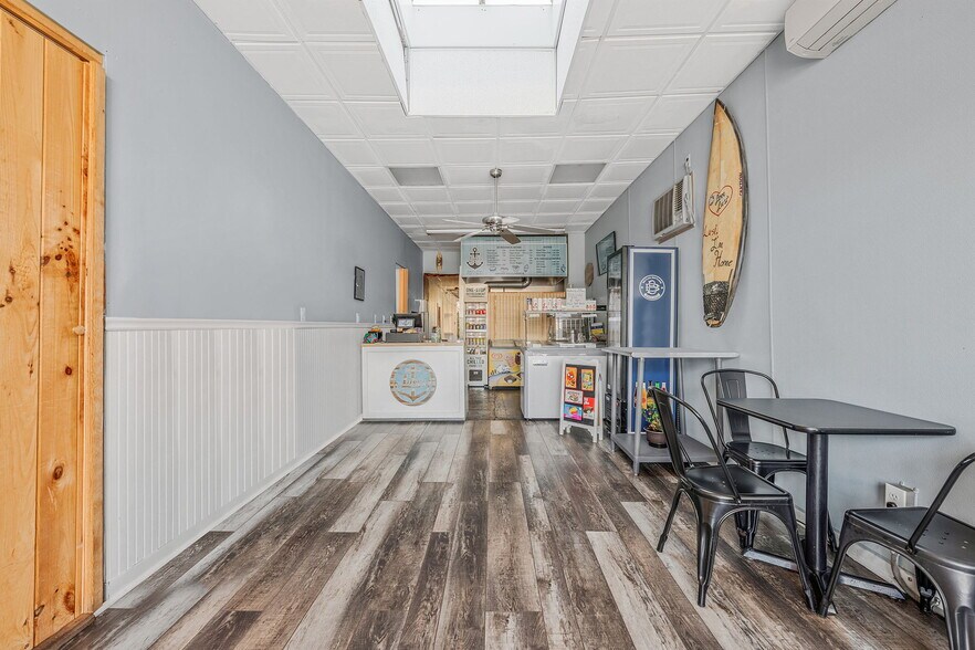 More Photos Of 504 Fire Island Ave, Babylon Flex For Sale