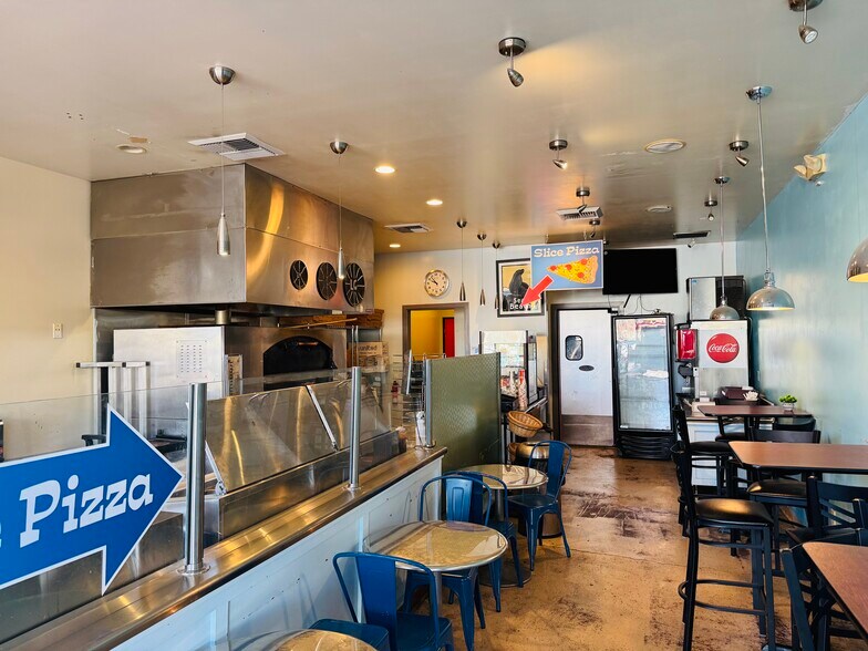 More Photos Of 147 Main St, Seal Beach Unknown For Lease