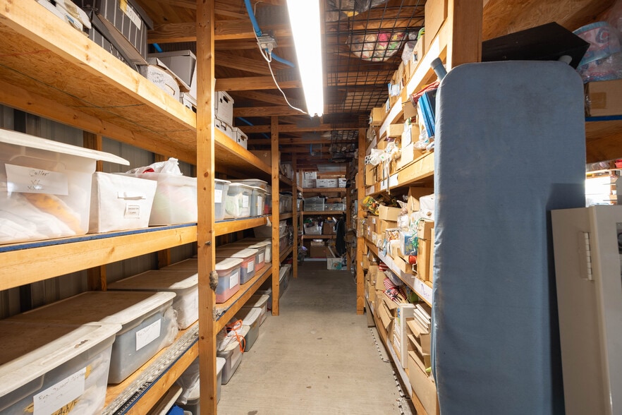 More Photos Of 319 E Howard St, Live Oak Storefront Retail Office For Sale