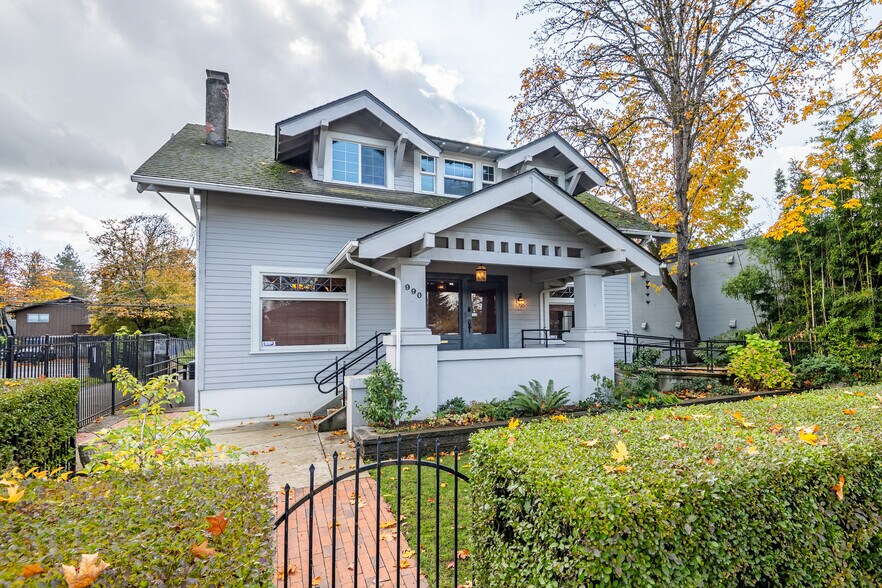 More Photos Of 990 W 7th Ave, Eugene Office For Sale