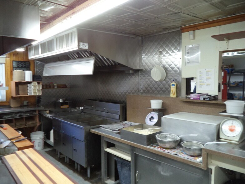 More Photos Of 1391 Hooksett Rd, Hooksett Restaurant For Sale