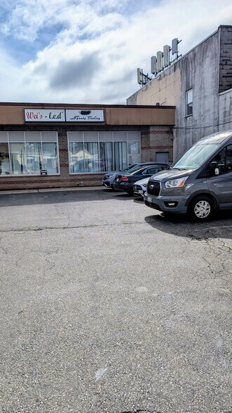 More Photos Of 110 Mcclean Ave, Staten Island Office For Lease